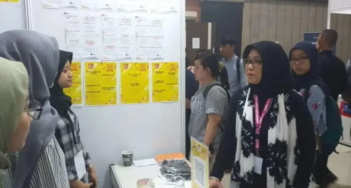 UMB Kembali Gelar Career Fair, Untuk Serap Alumni Masuk Dunia Kerja UMB Kembali Gelar Career Fair, Untuk Serap Alumni Masuk Dunia Kerja