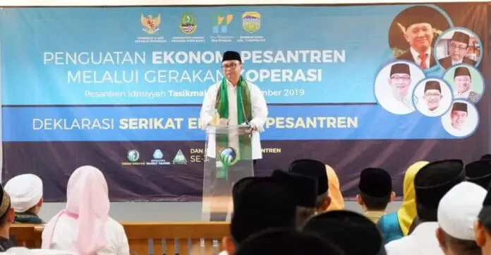 Kemenkop Dukung Penguatan Ekonomi Pesantren Melalui Koperasi Kemenkop Dukung Penguatan Ekonomi Pesantren Melalui Koperasi