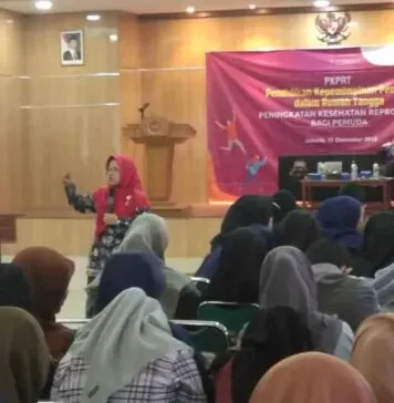 Setelah Kampus, Kemenpora Gelar Literasi Pranikah di Sekolah