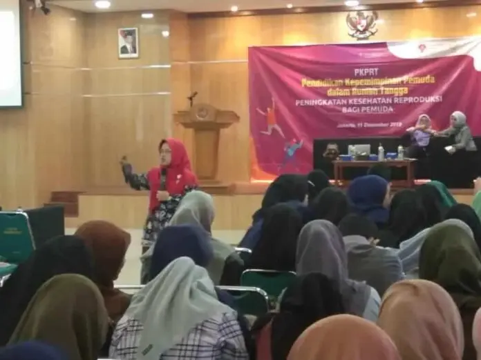 Setelah Kampus, Kemenpora Gelar Literasi Pranikah di Sekolah