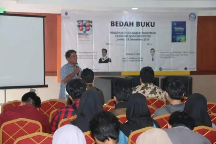 Bedah Buku Untuk Motivasi Dosen dan Mahasiswa Berkarya Bedah Buku Untuk Motivasi Dosen dan Mahasiswa Berkarya
