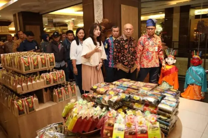 Produk UMKM Unggulan Daerah Harus Berdaya Saing Produk UMKM Unggulan Daerah Harus Berdaya Saing