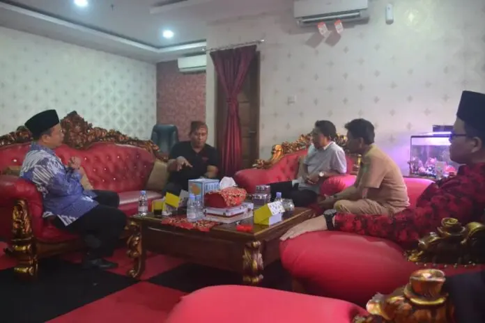 DISBUDPAR Ajak DPRD Kota Tangerang Kunjungi Sejarah Peninggalan Kerajaan DISBUDPAR Ajak DPRD Kota Tangerang Kunjungi Sejarah Peninggalan Kerajaan