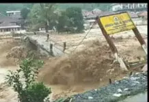 Jembatan Cigowong Kabupaten Bogor Hanyut, Empat Kampung Berpenduduk 3000 jiwa Terisolir