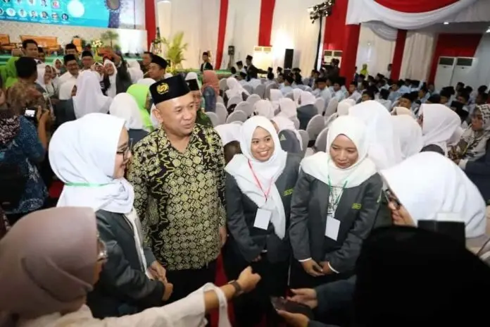 Kemenkop Dorong Modernisasi Koppontren Kemenkop Dorong Modernisasi Koppontren
