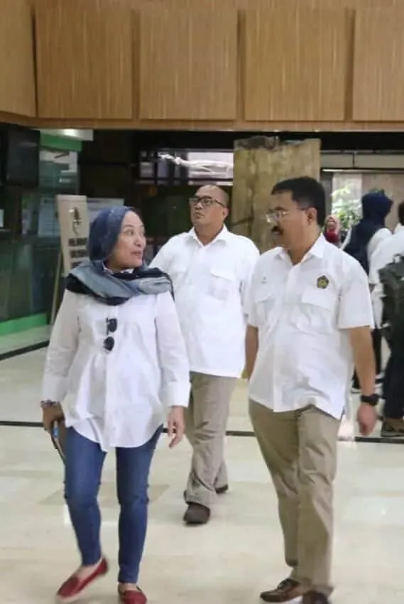 Sidang Komisi AMDAL, Pemda Bojonegoro Dukung Peningkatan Produksi Blok Cepu Sidang Komisi AMDAL, Pemda Bojonegoro Dukung Peningkatan Produksi Blok Cepu