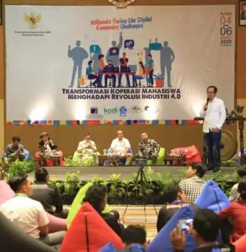 LPDB KUMKM Dorong Rebranding Kopma Ciptakan Model Bisnis Aplikatif LPDB KUMKM Dorong Rebranding Kopma Ciptakan Model Bisnis Aplikatif