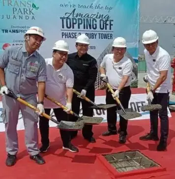 Topping Off Phase 3 Ruby Tower Transpark Juanda, 80 Persen Sudah Terjual Topping Off Phase 3 Ruby Tower Transpark Juanda, 80 Persen Sudah Terjual