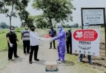 Kepedulian Pengusaha untuk Para Penggali Kubur COVID-19 Kepedulian Pengusaha untuk Para Penggali Kubur COVID-19