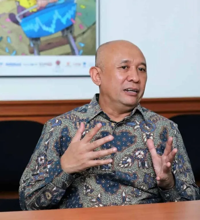 Menkop Luncurkan Pelatihan e-Learning Bagi SDM KUMKM Menkop Luncurkan Pelatihan e-Learning Bagi SDM KUMKM