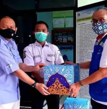 Perangi Covid-19,  IMI dan IOF DKI Jakarta Berikan Bantuan APD