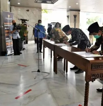 Tiga Deputi Baru Kemenkop UKM Dilantik Tiga Deputi Baru Kemenkop UKM Dilantik