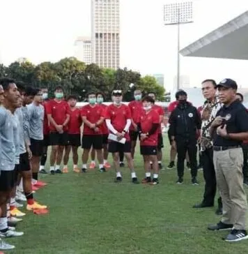 Menpora Motivasi Timnas U-19 Yang Akan Berlatih ke Kroasia Menpora Motivasi Timnas U-19 Yang Akan Berlatih ke Kroasia
