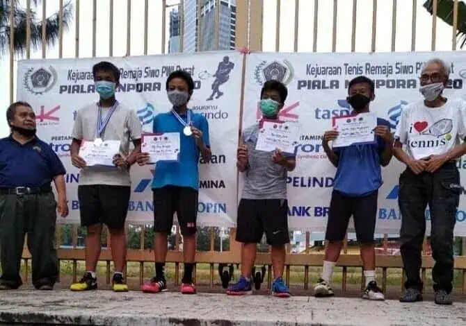Deo Tarigan Juarai Turnamen Tenis Remaja Siwo PWI Pusat 2020
