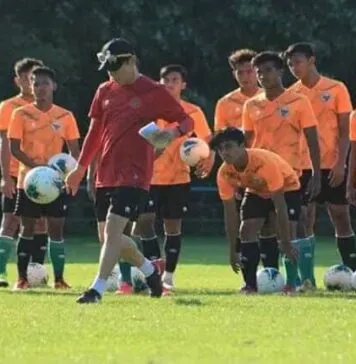 Batal Uji Coba Lawan Bosnia, Timnas U-19 Jalani Laga Internal Batal Uji Coba Lawan Bosnia, Timnas U-19 Jalani Laga Internal