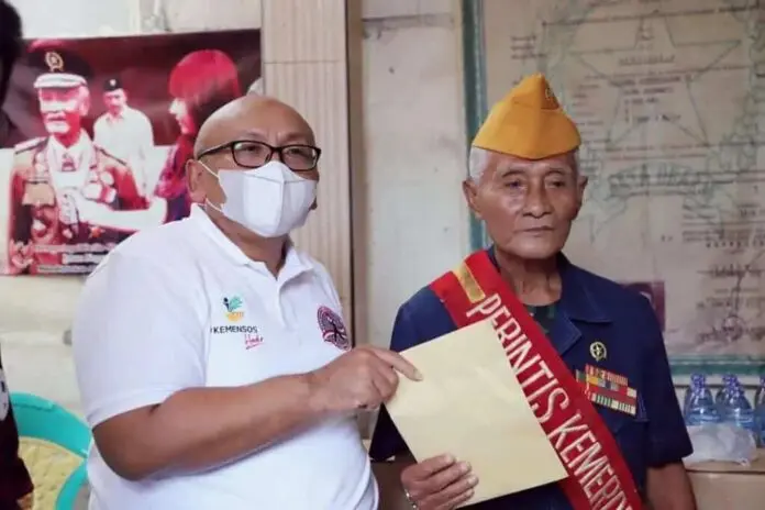 Hari Pahlawan, Kemensos Salurkan Bantuan bagi Pejuang Bangsa Hari Pahlawan, Kemensos Salurkan Bantuan bagi Pejuang Bangsa