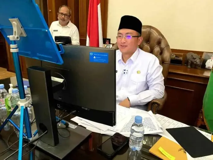 Wagub Banten Presentasikan Sipeka di Ajang Innovative Goverment Award (IGA) 2020 Kemendagri Wagub Banten Presentasikan Sipeka di Ajang Innovative Goverment Award (IGA) 2020 Kemendagri