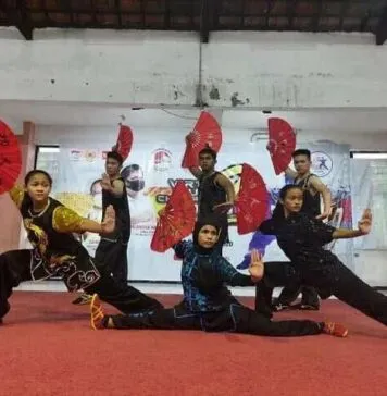 Yasanis Surabaya Kuasai Kungfu Tradisional Yasanis Surabaya Kuasai Kungfu Tradisional