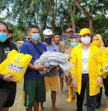 Yanti Airlangga Pimpin IIPG Turun Tangan Bantu Warga Terdampak Banjir di Karawang