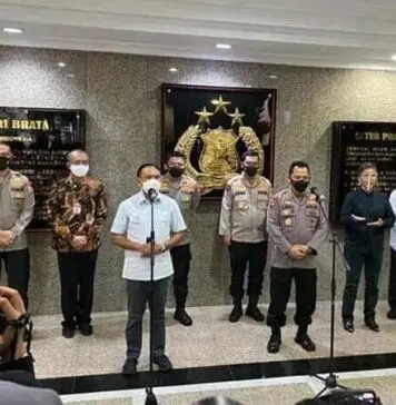 Polri Izinkan Kompetisi Sepakbola Digelar, Dimulai Turnamen Pramusim Liga Piala Menpora Polri Izinkan Kompetisi Sepakbola Digelar, Dimulai Turnamen Pramusim Liga Piala Menpora