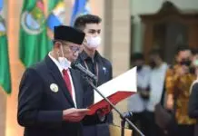 Gubernur Banten Perpanjang WFH dan Melarang ASN Bepergian Keluar Daerah Gubernur Wahidin Halim melantik Bupati Pandeglang dan Walikota Tangsel