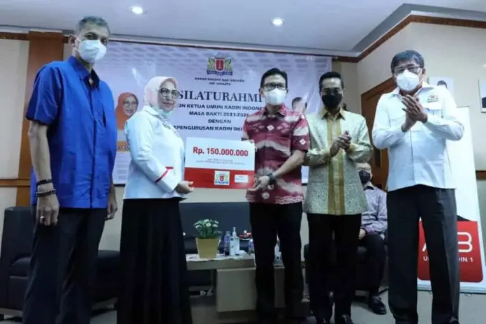 Anin Kolaborasi dengan Kadin DKI Bantu UMKM Bangkit Anin Kolaborasi dengan Kadin DKI Bantu UMKM Bangkit