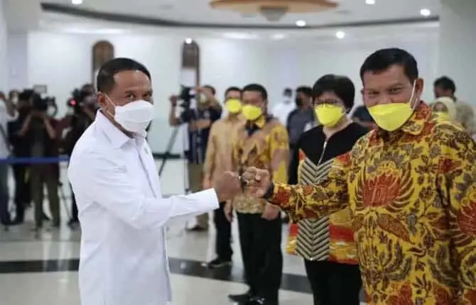 Menpora Isori 3