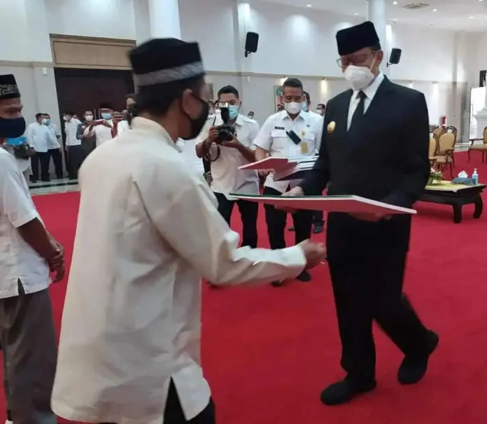0505 gubanten serahkan bantuan upz zakat