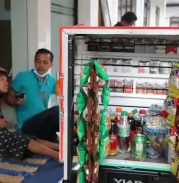 Gunakan Motor Roda Tiga dari Mensos, Omzet Dagangan Gading Meningkat Gunakan Motor Roda Tiga dari Mensos, Omzet Dagangan Gading Meningkat