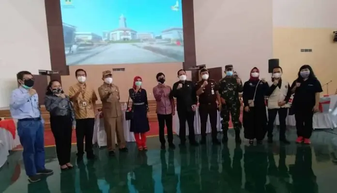 Pemprov Banten Gelar Vaksinasi Covid-19 Massal Dengan Target 200 Ribu Sasaran Pemprov Banten Gelar Vaksinasi Covid-19 Massal Dengan Target 200 Ribu Sasaran