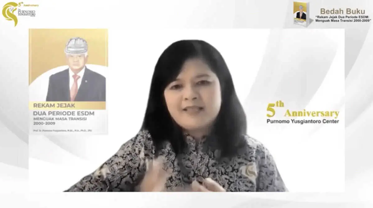 HUT ke-5 Purnomo Yusgiantoro Center Melalui Bedah Buku Rekam Jejak Dua Periode ESDM: Menguak Masa Transisi 2000-2009