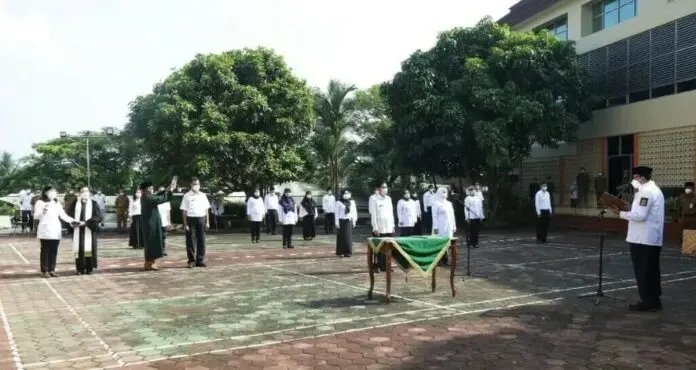 Gubernur WH Lantik 22 Pejabat Dinkes Provinsi Banten Gubernur WH Lantik 22 Pejabat Dinkes Provinsi Banten