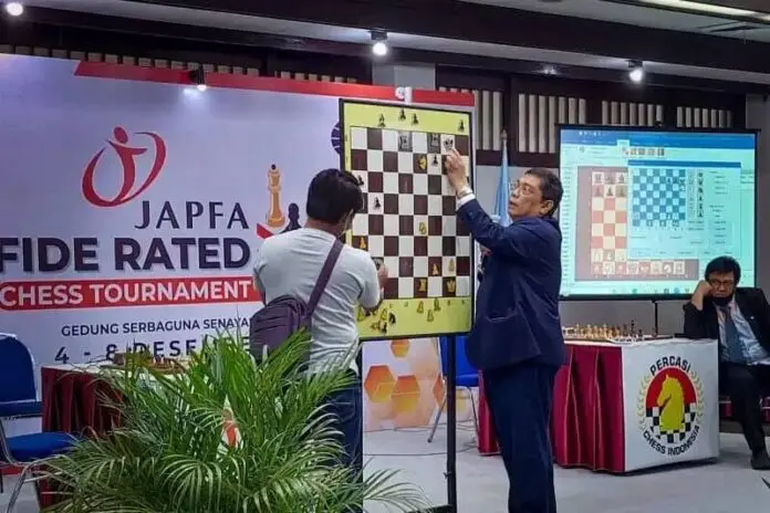 Motivasi Pecatur Muda, GM Utut Adianto Gelar Coaching Clinic