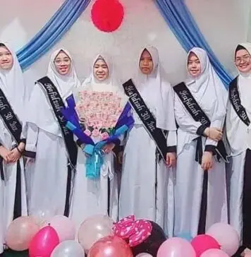 Yayasan Istiqomah IAPAT Undip Kembali Wisuda 6 Santriwati