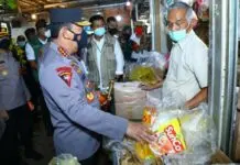 Kapolri Turun Langsung ke Pasar Pastikan Stok Minyak Goreng Untuk Warga Aman