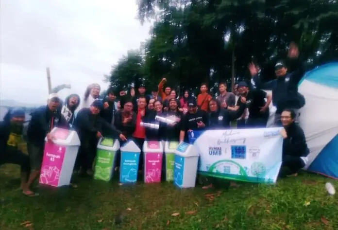 Kolaborasi UMB dan Gas Tipis-Tipis Bersihkan Alam
