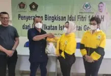 Rajut Tali Asih, IIPG Serahkan 250 Bingkisan Lebaran untuk PWI Jaya