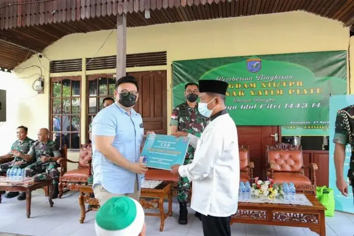 Topindoku dan KODAM XII Tanjungpura Salurkan Bahan Pokok kepada Masyarakat Kalbar Jelang Idul Fitri 1443 H