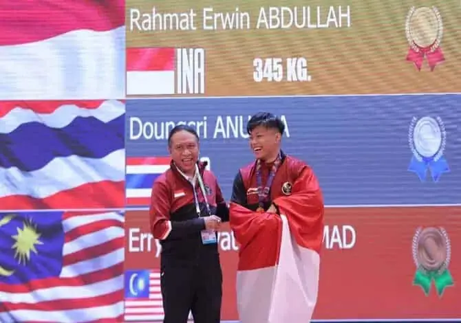 Emas Rahtmat Erwin Abdulah