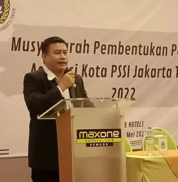 Kembali Pimpin Askot PSSI Jaktim, Salmon Siagian Siap Munculkan Persijatim di Persepakbolaan Nasional Kembali Pimpin Askot PSSI Jaktim, Salmon Siagian Siap Munculkan Persijatim di Persepakbolaan Nasional