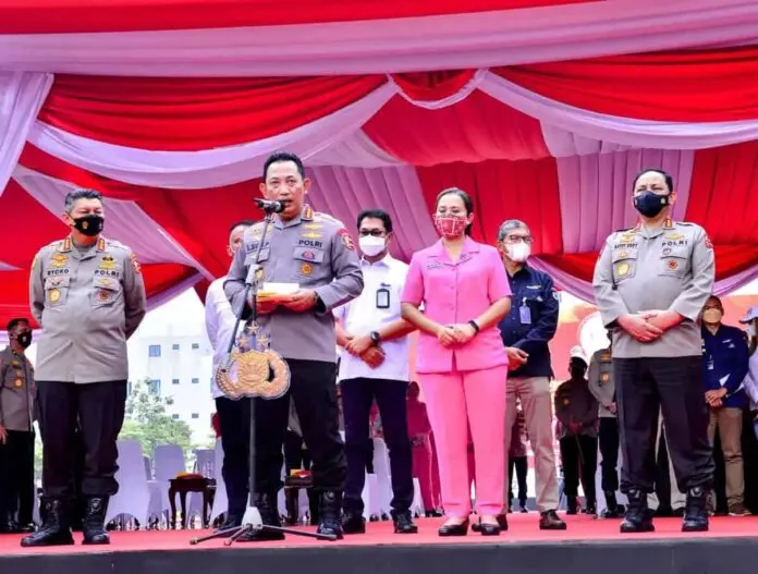 Gelar Bakti Sosial Religi, Kapolri : Komitmen Menjaga Nilai-Nilai Toleransi dan Kebersamaan Gelar Bakti Sosial Religi, Kapolri : Komitmen Menjaga Nilai-Nilai Toleransi dan Kebersamaan