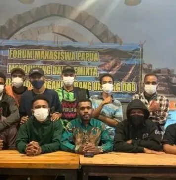 Forum Mahasiswa Papua Minta Presiden Jokowi Segera Tandatangani UU DOB Forum Mahasiswa Papua Minta Presiden Jokowi Segera Tandatangani UU DOB