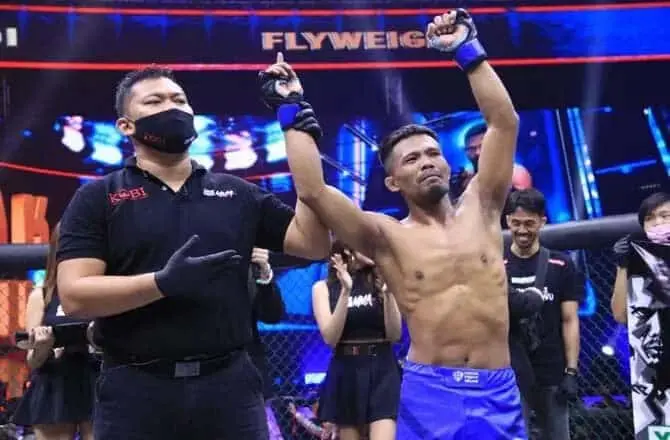 One Pride MMA Fight Night 61: Comeback Manis Suwardi, Rebut Sabuk Juara Kelas Flyweight One Pride MMA Fight Night 61: Comeback Manis Suwardi, Rebut Sabuk Juara Kelas Flyweight