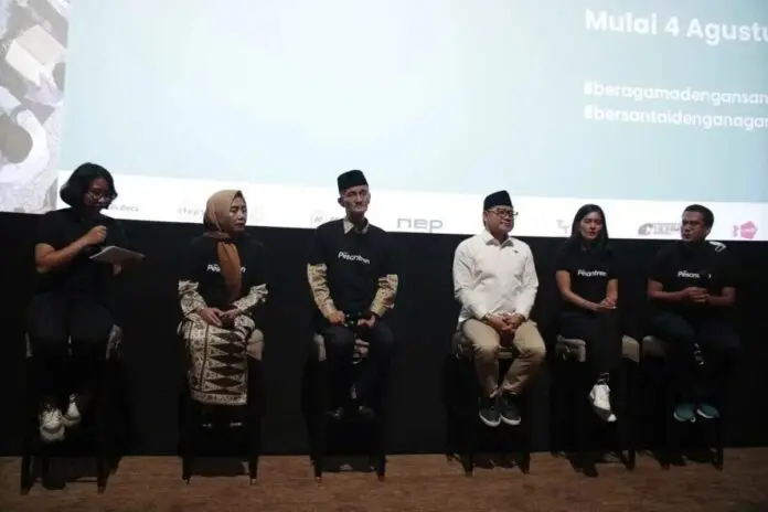 Film Pesantren : Kisah Kehidupan Para Santri di Layar Lebar, Mulai Tayang di Bioskop 4 Agustus 2022 Film Pesantren : Kisah Kehidupan Para Santri di Layar Lebar, Mulai Tayang di Bioskop 4 Agustus 2022