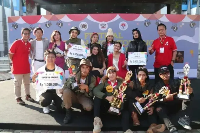 Lomba Fashion Show Piala Kemenpora dan Piala PWI Jaya Sukses, Selebritas Imbau Pemerintah Dukung Kreativitas Siswa Lomba Fashion Show Piala Kemenpora dan Piala PWI Jaya Sukses, Selebritas Imbau Pemerintah Dukung Kreativitas Siswa