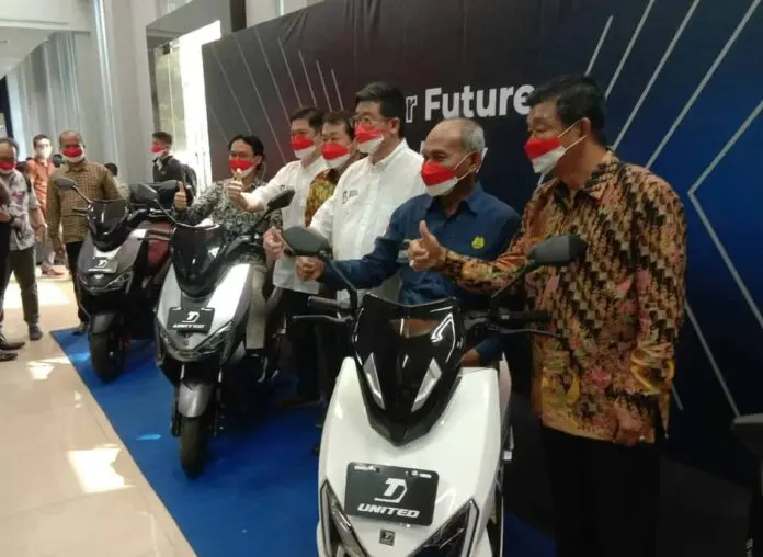 Komitmen United E-Motor Produksi Kendaraan Listrik Dalam Negeri Komitmen United E-Motor Produksi Kendaraan Listrik Dalam Negeri