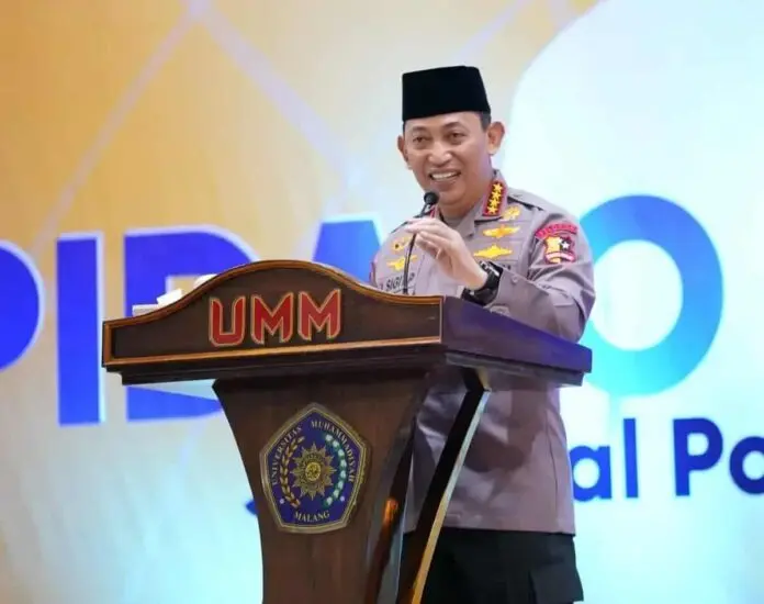 Kapolri Tekankan Pentingnya Jaga Persatuan-Kesatuan Bangsa Dihadapan Angkatan Muda Muhammadiyah Kapolri Tekankan Pentingnya Jaga Persatuan-Kesatuan Bangsa Dihadapan Angkatan Muda Muhammadiyah