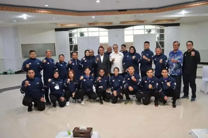 Menpora Lepas Atlet Pelatnas Angkat Besi ke Kejuaraan Dunia 2022 di Kolombia Menpora Lepas Atlet Pelatnas Angkat Besi ke Kejuaraan Dunia 2022 di Kolombia