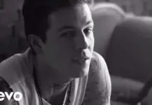 Lirik Lagu Sweater Weather dan Terjemahan - The Neighbourhood