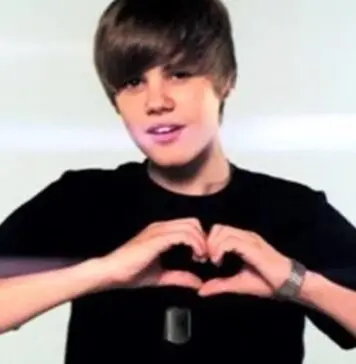 Lirik Lagu Love Me dan Terjemahan – Justin Bieber (Love Me, Love Me, Say That You Love Me) Lirik Lagu Love Me dan Terjemahan - Justin Bieber (Love Me, Love Me, Say That You Love Me)